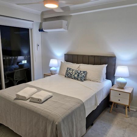 Apr Private Suites Moroccan By The Beach Gold Coast Ngoại thất bức ảnh