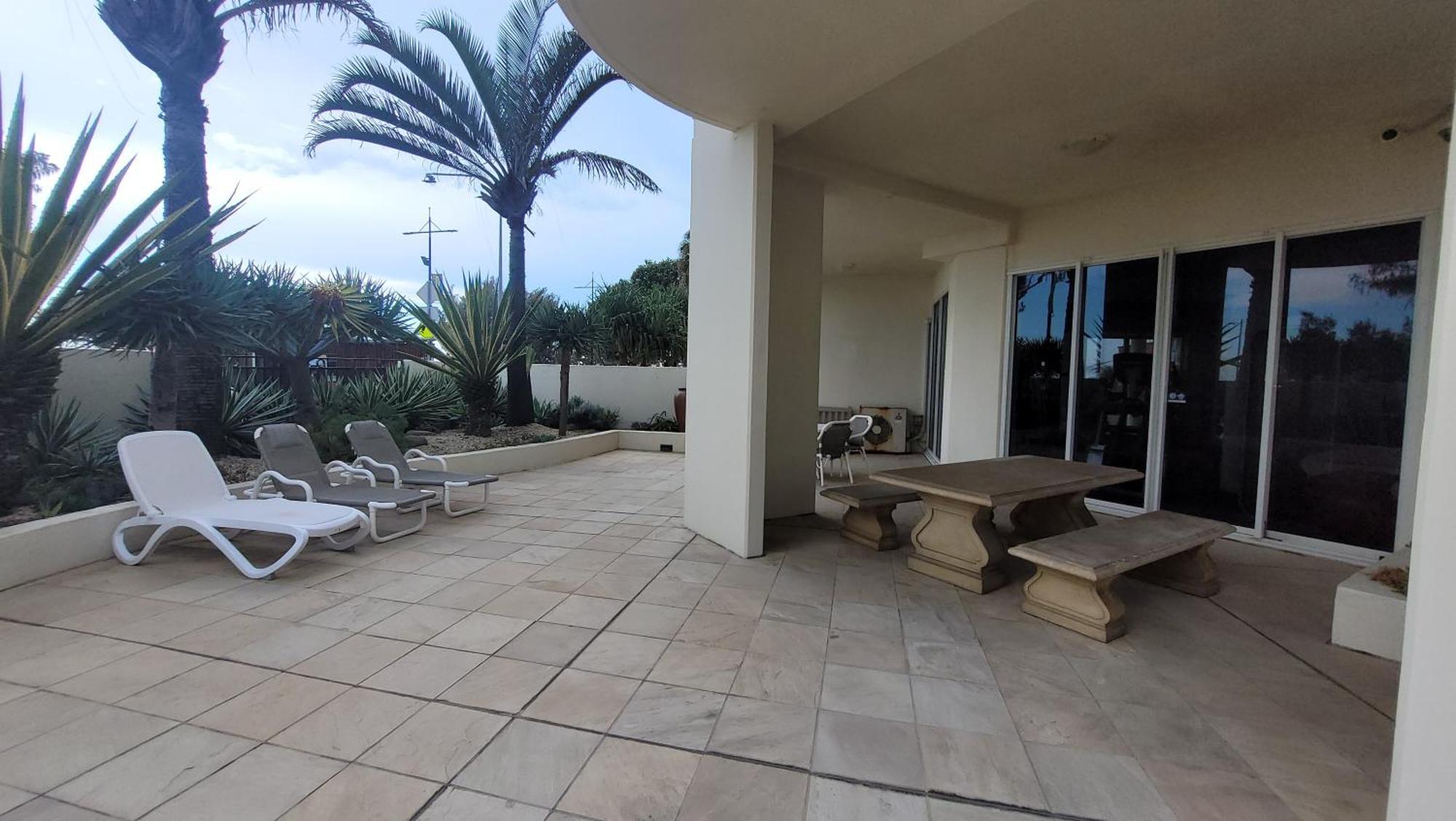 Apr Private Suites Moroccan By The Beach Gold Coast Ngoại thất bức ảnh