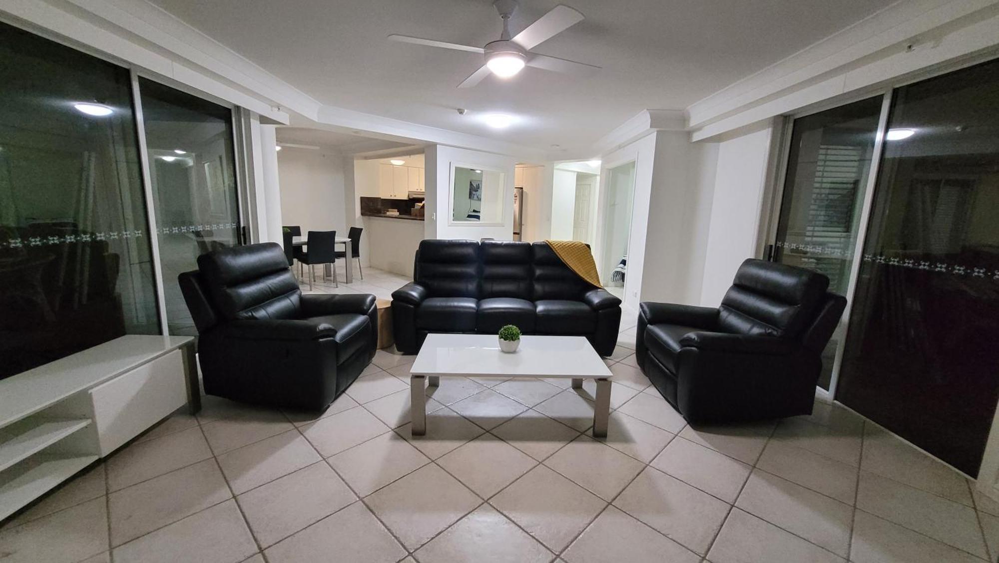 Apr Private Suites Moroccan By The Beach Gold Coast Ngoại thất bức ảnh