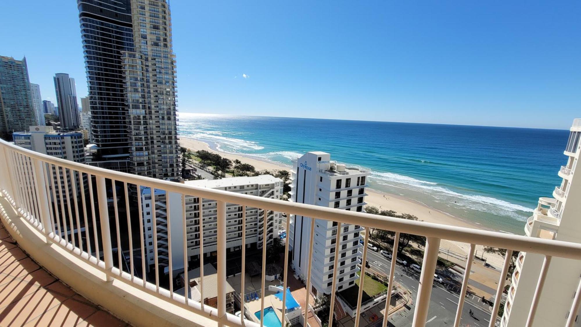 Apr Private Suites Moroccan By The Beach Gold Coast Phòng bức ảnh
