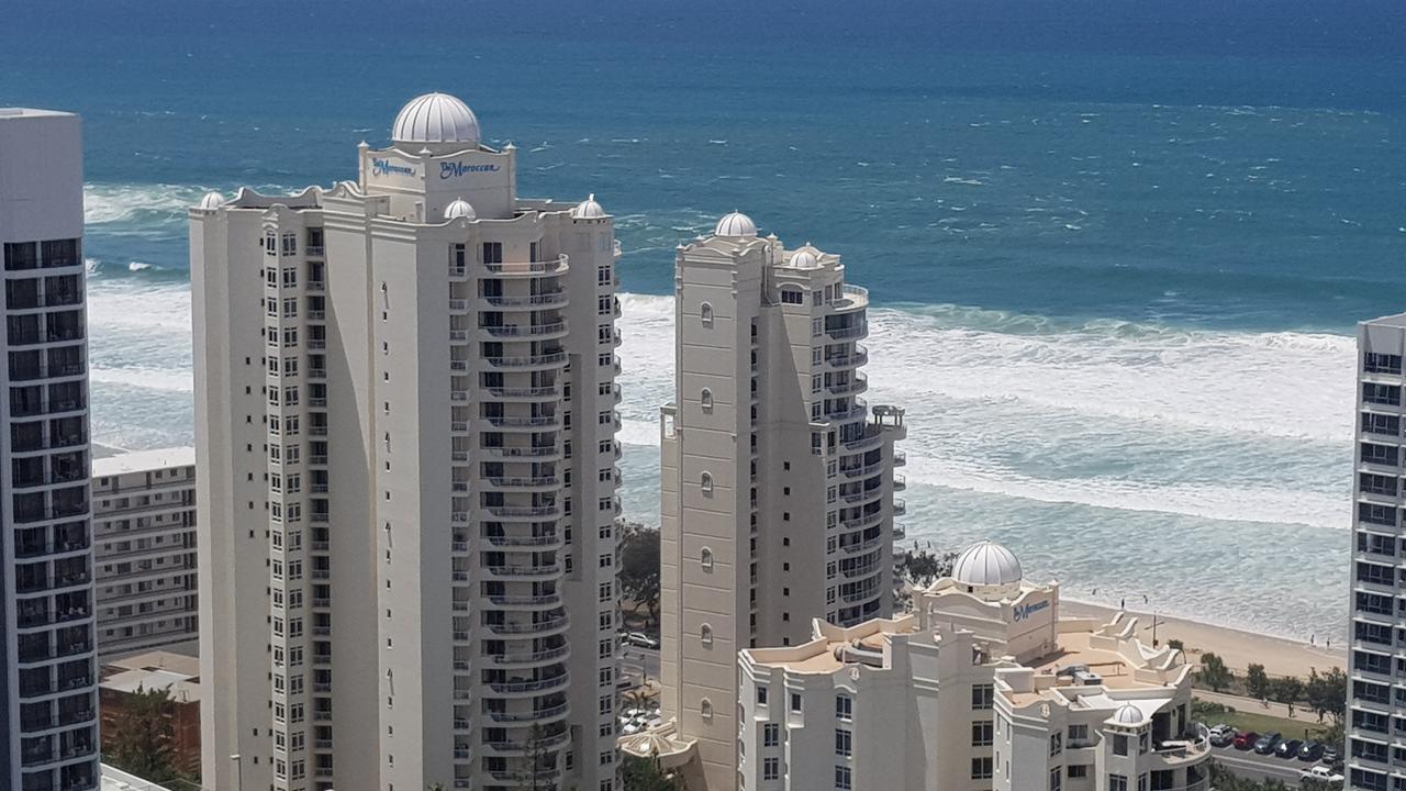 Apr Private Suites Moroccan By The Beach Gold Coast Ngoại thất bức ảnh